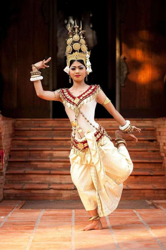Apsara Performance include Dinner & hotel pick up - Who this suits best in Siem Reap