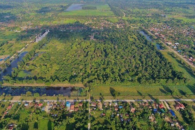 Banteay Chhmar Temple & Silk Farm Private Day Trip from Siem Reap - West Baray and Svay Romiet Pagoda: Khmer water engineering, plus local ceremony life