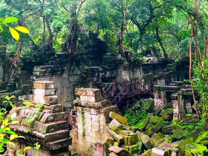 Beng Melea, Rolous Group & Kompong Phluk Floating Village - Beng Melea: Jungle Temple Photography Without the Usual Polish