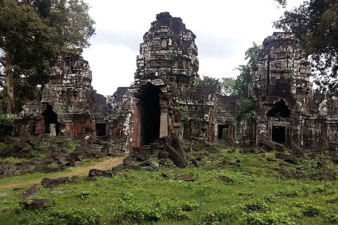 Best Driver Taxi From Siem Reap To Phnom Penh - English Speaking - Vehicle Choices (Lexus, Alphard, Mini-Vans) and When Each Makes Sense