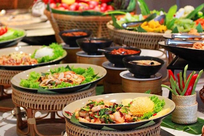 Buffet dinner with Apsara Show (Free 2 ways hotel transfer) - Apsara dance performance: how to get more out of the show
