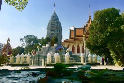Discover Cambodia 8 Days from Siem Reap to Koh Trong -Phnom Penh - Day 1 in Siem Reap: airport to hotel with a guide intro