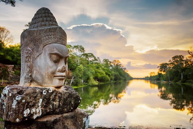 Exclusive Angkor temples and Small group temples tours - Angkor Thom + Bayon Faces: When the Khmer Capital Feels Personal
