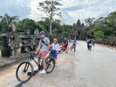 Explore Angkor Wat by Bike and Sunset - Tour pace and timing: from 9:00 pickup to 6:30 return