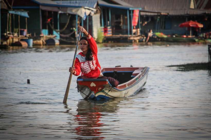 Floating Village and Tonlé Sap Sunset Tour - What to Bring (So the Sun Doesn’t Beat You)