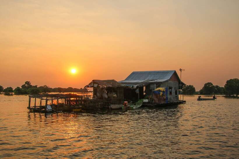 Floating Village and Tonlé Sap Sunset Tour - Should You Book This Floating Village and Tonlé Sap Sunset Tour?