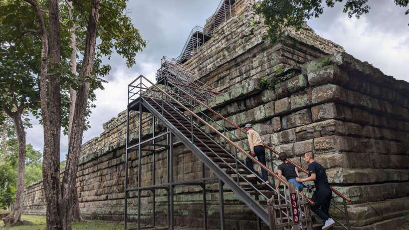 From Siem Reap: Koh Ker and Beng Mealea Private Day Tour - How the 10-hour schedule actually plays out (pickup, transfers, and temple time)