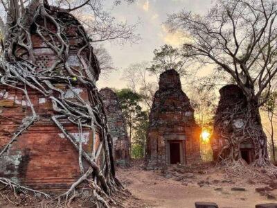 From Siem Reap: Koh Ker and Beng Mealea Temples Tour - Beng Mealea: a 12th-century Hindu temple reclaimed by nature