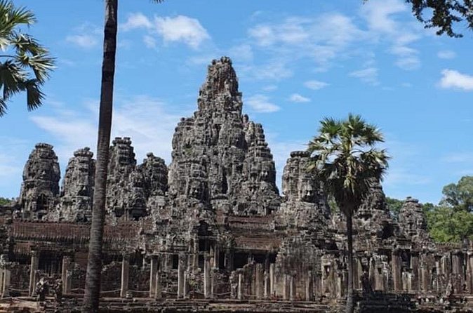 Full Day Angkor Wat Temples Tour with Pickup - Ta Prohm: the Tomb Raider temple and the art of not rushing