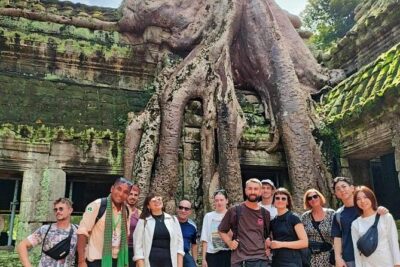 Full Day Archeological Tour in Siem Reap with Sun Set - Stop 1: Getting Oriented Before Angkor Wat