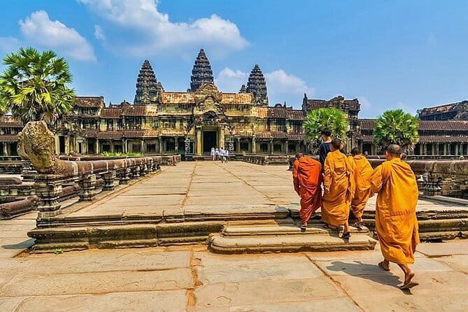 Full-Day Guided Bicycle Tour in Angkor Wat Temple - From Siem Reap to Angkor Archaeological Park, without the usual grind