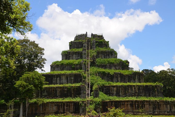 Full-Day Preah Vihear, Koh Ker and Beng Mealea Private Tour - Comfort and timing: what the A/C vehicle does for a 12–13 hour day