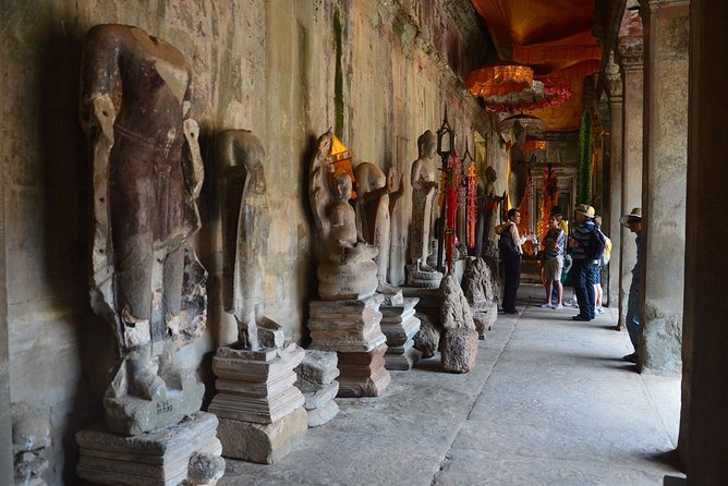 Full-Day Siem Reap Angkor Major Temples Private Tour - Angkor Wat: the world-scale icon, with breathing room