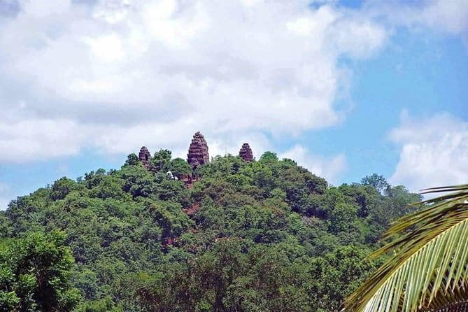 Full Day Tour from Siem Reap - Bamboo Train, Killing Cave & Sunset - Phnom Sampeau at sunset: bats, the Killing Cave, and heavy context