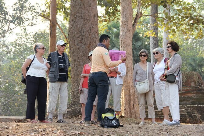 Full Day Tour from Siem Reap - Bamboo Train, Killing Cave & Sunset - Mr. Han’s guiding style: why history feels real without turning gloomy