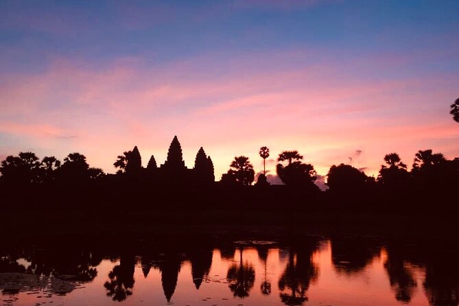 Golden Hours: Angkor wat sunrise photography tour with a pro! - Ta Prohm (“Tomb Raider”) and how the morning strategy pays off