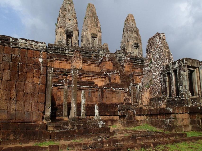 Grand Circle With Sunset Private Tuk-Tuk - Stop 1–2: Preah Khan and Neak Pean in the heart of the circuit