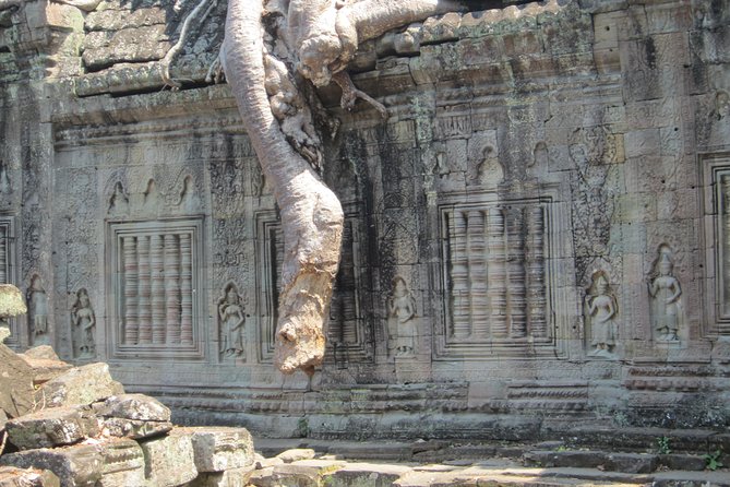 Grand Circuit with Banteay Srei and Banteay Samre Tour - Getting there: pickup, AC comfort, and the Angkor Pass plan