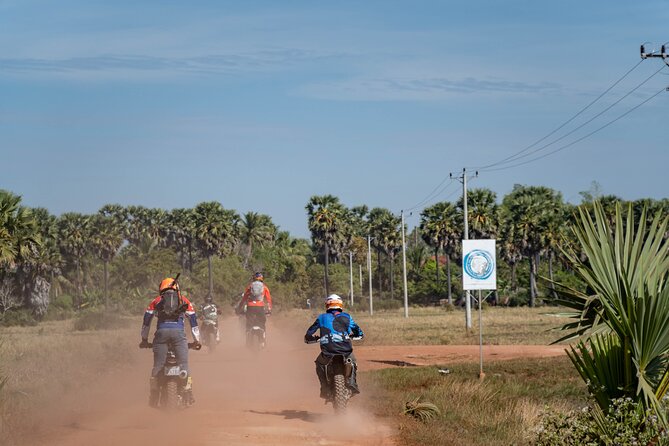 Half Day Siem Reap Off-Road Ride Tour - Chreav Rice Fields Photo Stop: The View Part of the Fun