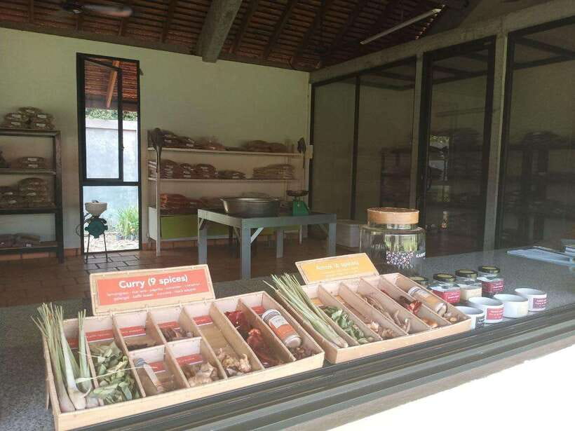 Half Day Trip: Silk Farm, Satcha, and Senteur d'Angkor Tour - Senteurs dAngkor: Sustainable Cambodian Treasures You Can Browse