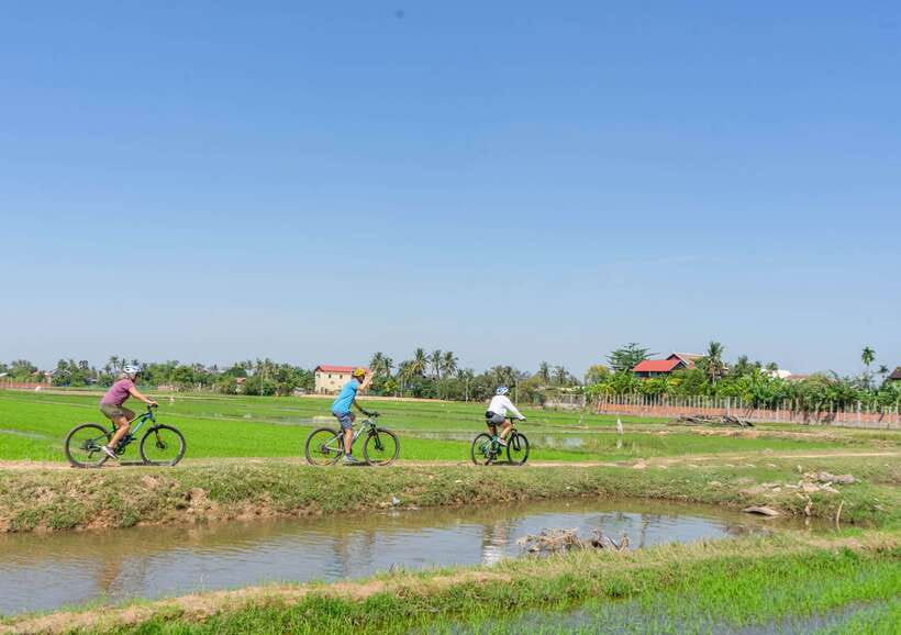Kampong Phluk: Floating Village Sunset Bike Tour or E-Bike - Key Reasons This Kampong Phluk Tour Hits the Sweet Spot