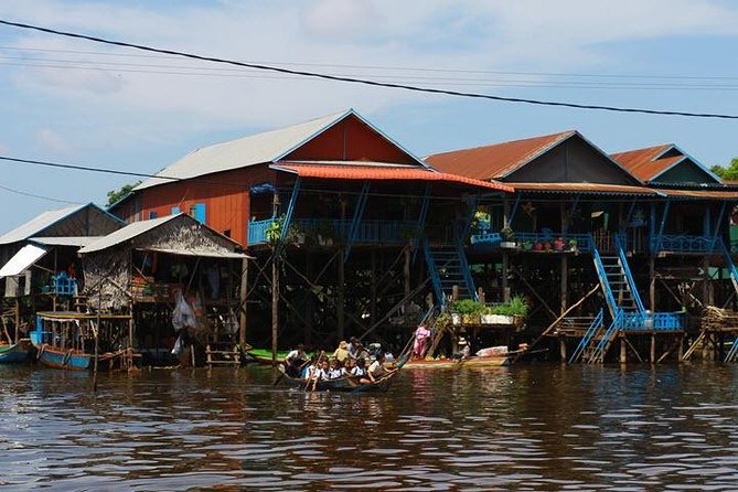 Kampong Phluk Floating Village & Sunset Lake Canoe Tour - Tonle Sap at human scale, not tourist scale