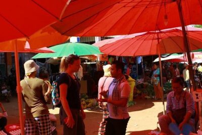 Kampong Phluk Floating Village & Sunset Lake Canoe Tour - Getting there from Siem Reap: pickup, AC comfort, and a small group
