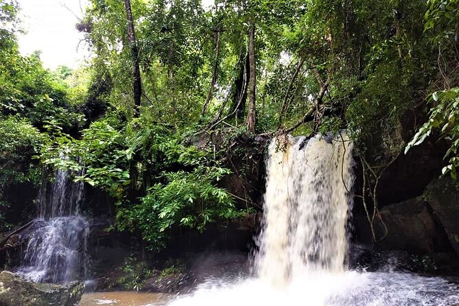 Kbal Spean Trekking Tour with Banteay Srei and Landmine Museum - Should you book this Kbal Spean trekking tour?