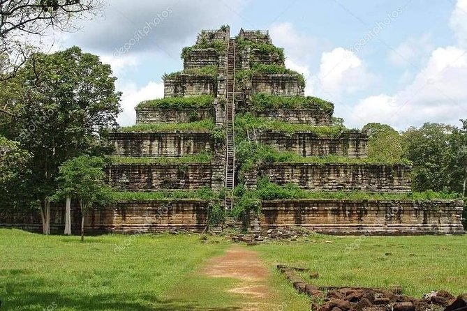 Koh Ker & Preah Vihear - Meet Van Express Tours: Why the Guide-Driver Team Matters