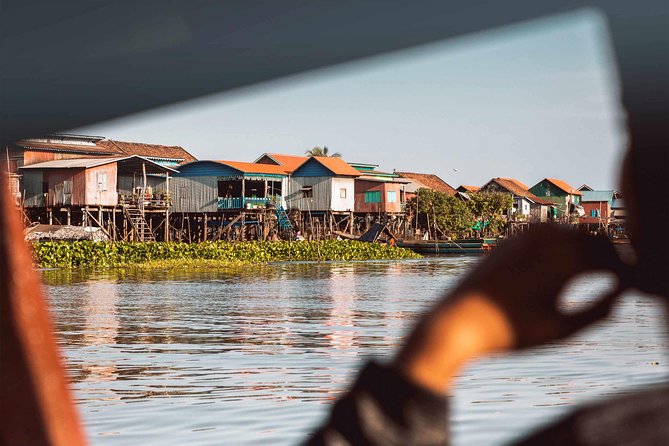Kompong Khleang Floating Village & Tonle Sap Lake - Private Day Tour - Kompong Khleang boat tour: village life from the water