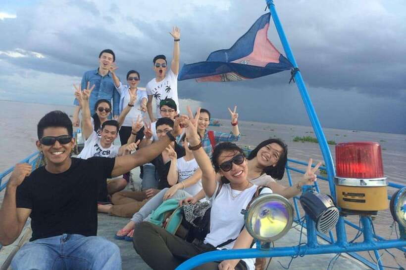 Kompong Kleang Floating Village Guide Tour from Siem Reap - The road outing and photo stop: scenery with a purpose