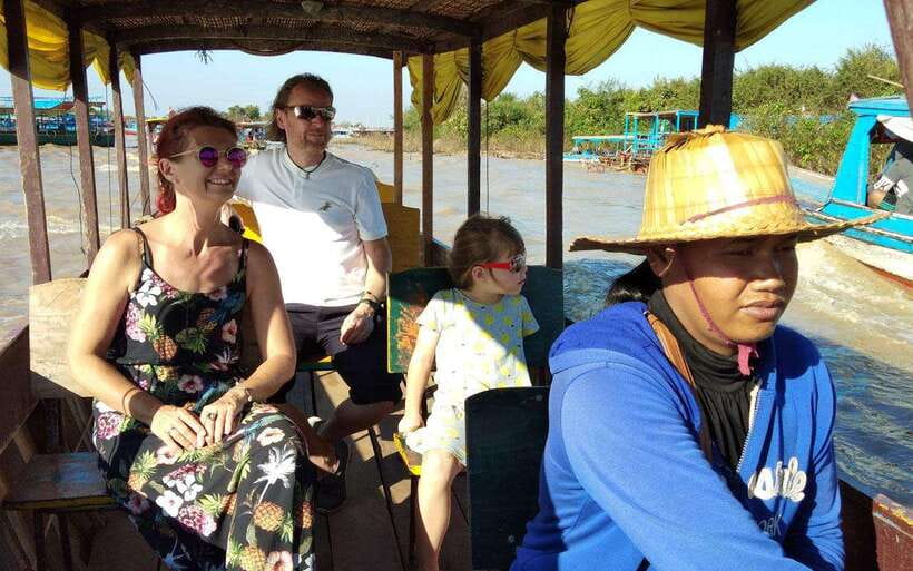 Kompong Kleang Floating Village Guide Tour from Siem Reap - The Tonle Sap experience: boat tour and village life on the water
