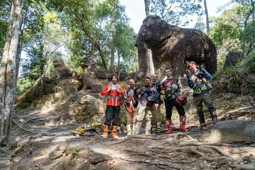 Krong Siem Reap: Kulen Mountain Trails Dirt Bike Adventure - Morning Pickup: The Quiet Drive Up From Siem Reap