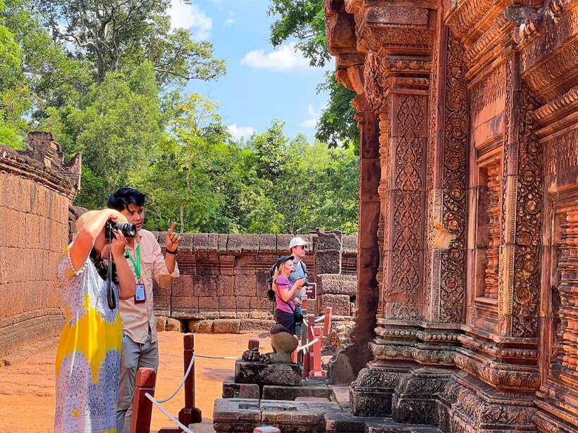 Kulen Mountain, Beng Mealea and Banteay Srei Full Day Tour - Beng Mealea: A 12th-Century Angkor-Era Temple Swallowed by the Jungle