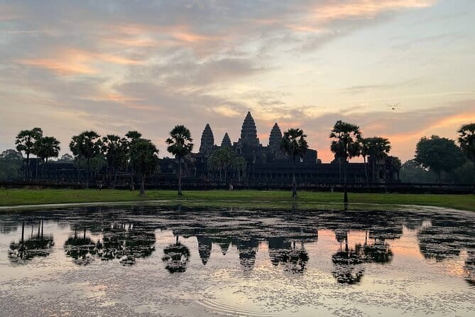 Kulen Mountain Beng Mealea and Tonle Sap Tour in Siem Reap - Beng Mealea’s Reclaimed Temples: Walking Through Angkor’s “What If” Side
