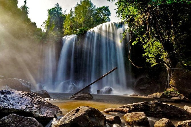 Kulen Waterfall & Kbal Spean Tour - Phnom Kulen by 8:30: why the start time helps