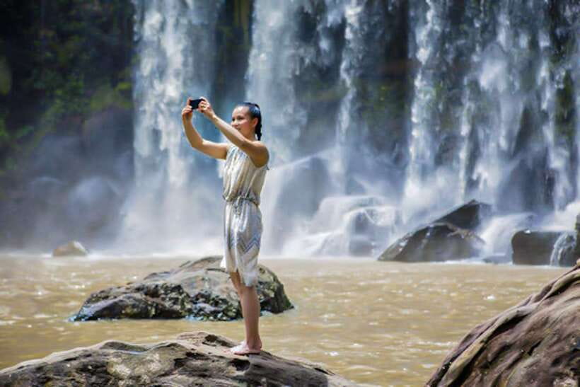 Kulen Waterfall Park with Small Groups & Guide tour - The Rom Chang Angkor Restaurant stop: a guided sightseeing break