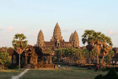 Luxury Private 2-Day Angkor Wat with English or German Guide - The 2-day itinerary, mapped to real viewing time
