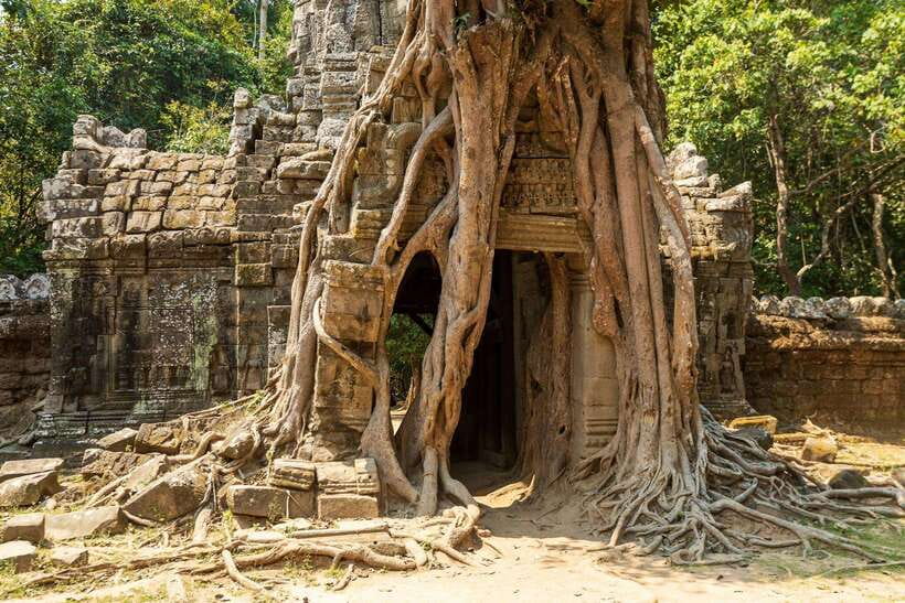 Luxury Private 2-Day Angkor Wat with English or German Guide - Day 2: Sunrise Angkor Wat and the Eastern circuit