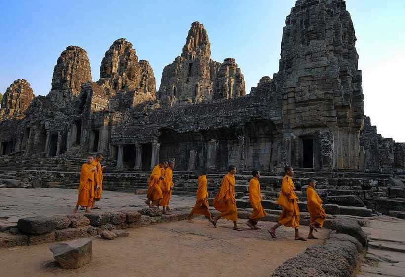 Luxury Private 2-Day Angkor Wat with English or German Guide - Price and value: $181 per group, plus the Angkor pass math