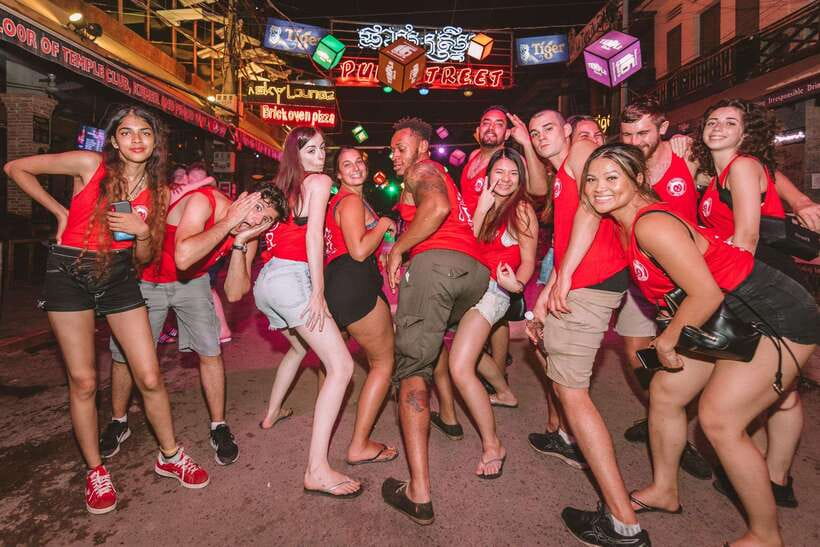 Mad Monkey Siem Reap Pub Crawl - What $12 Gets You in Siem Reap (and why it can be good value)
