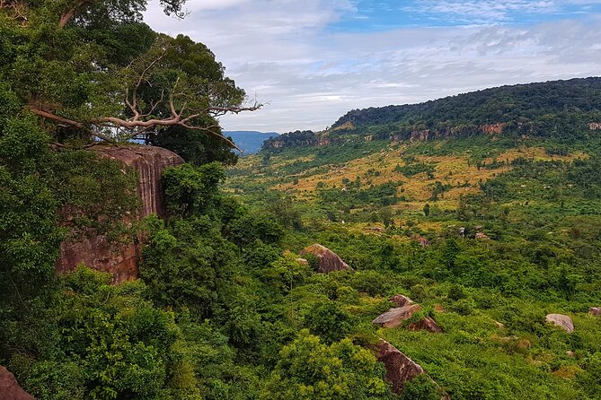 Magical Kulen Mountain by Cambodiajeep - The Kulen Waterfall stop: when to wear your bathers