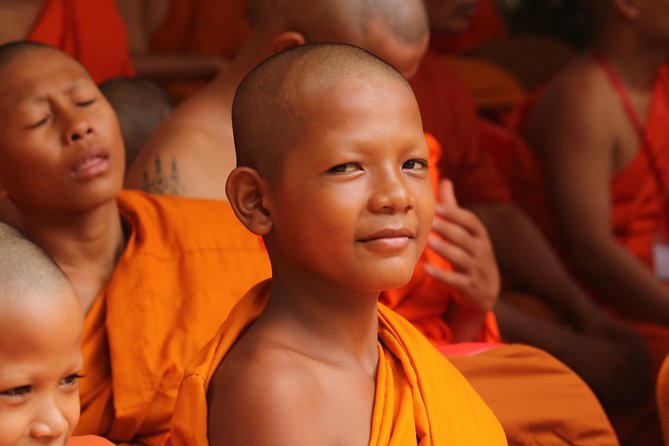 Monk Blessing Ceremony in Siem Reap - Getting dressed for the ritual: sarong, robe change, and practical wet-weather survival