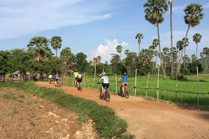 Morning Village & Countryside Bike Experience – Siem Reap - Your Morning Flow: Pickup, Bikes, and a Flat-But-Real Route