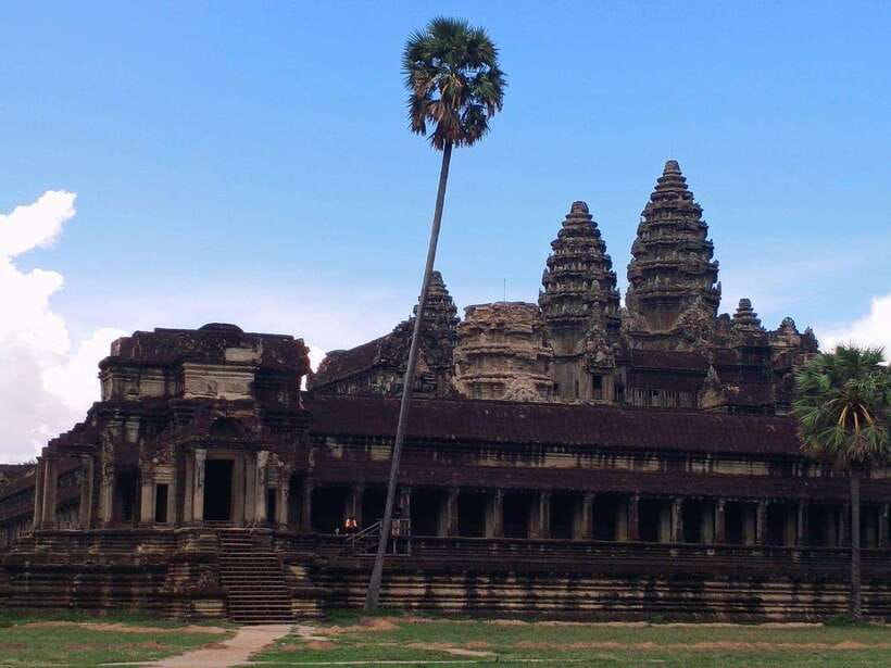 One Day Angkor Wat Trip with Sunrise - Terrace of Elephants, Leper King, and Prajnaparamita: where details feel close