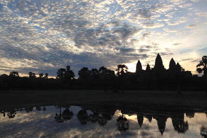 One day normal Angkor tour - Early 7:30 AM start: you’re aiming for serene Angkor Wat