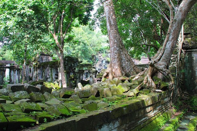 One day normal Angkor tour - Angkor Wat first, then Basei ChamKrong: big icon plus a clever curveball