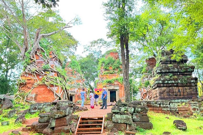 Overland to Beng Melea and Koh Ker Tour - Koh Ker (Prasat Thom): What Makes This Pyramid Temple Worth the Drive