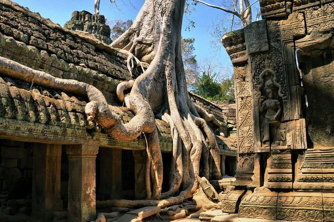 Personalised Angkor Wat Sunrise Off-the-Beaten Track Tour - Stop 3: Bayon temple—serene smiling faces and a longer pause