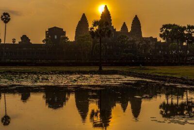 Personalised Angkor Wat Sunrise Tour by an air-conditioned car - The air-conditioned car and hotel pickup: more than comfort